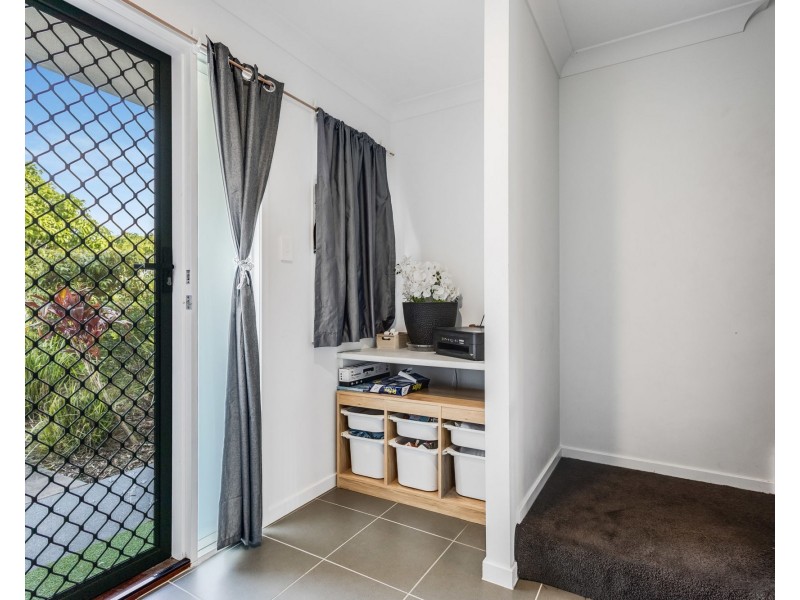 2/15 Waratah Way, Morayfield QLD 4506