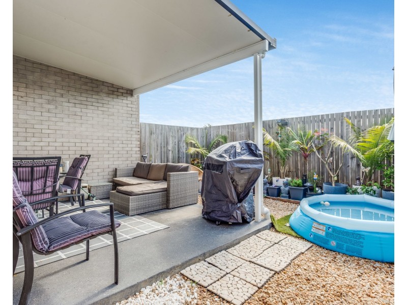 2/15 Waratah Way, Morayfield QLD 4506