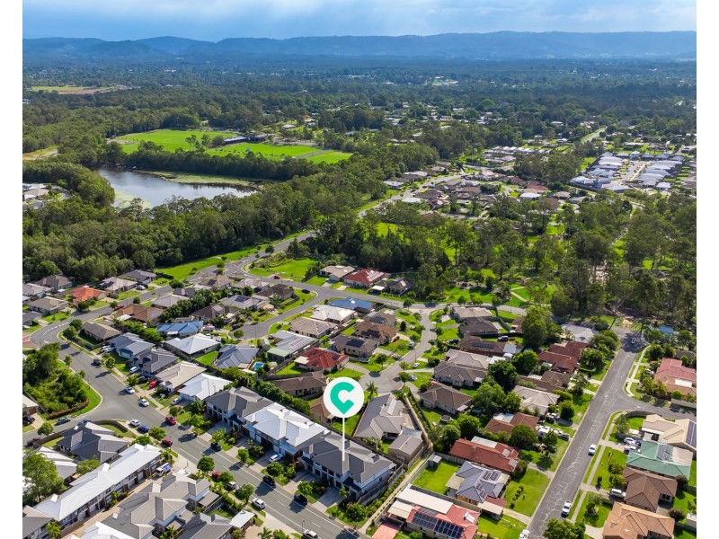 2/15 Waratah Way, Morayfield QLD 4506