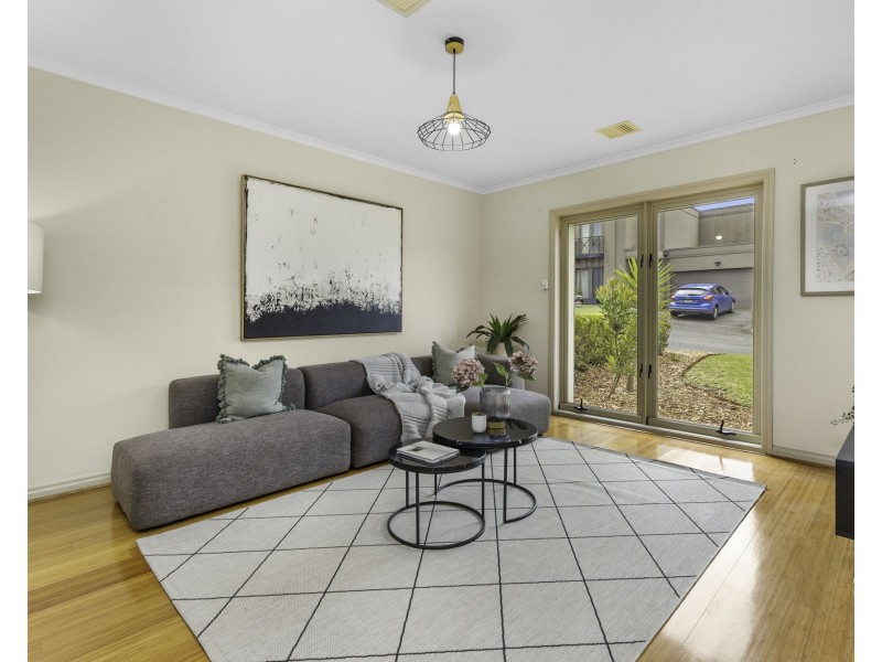 1 Sienna Court, Roxburgh Park VIC 3064