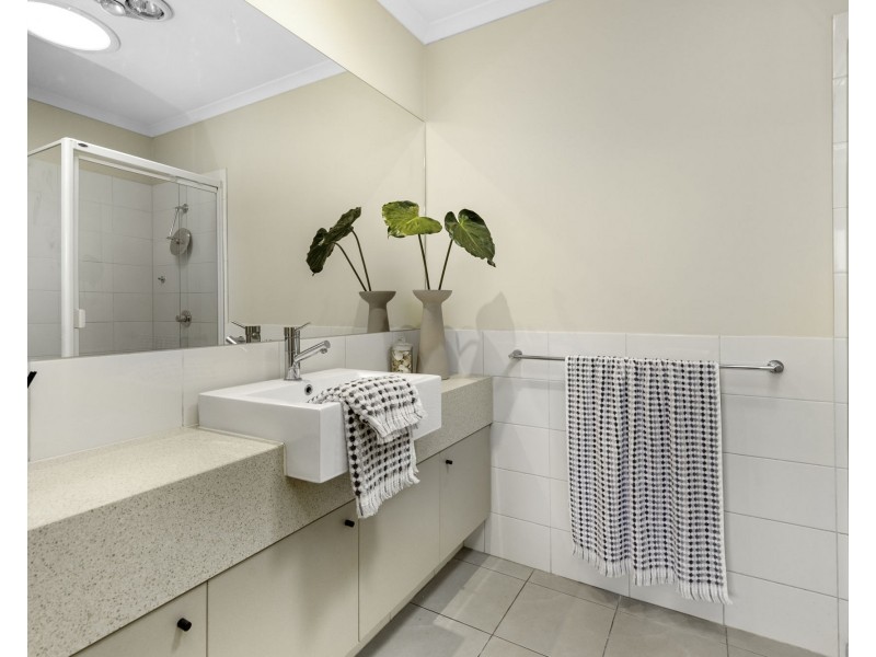 1 Sienna Court, Roxburgh Park VIC 3064