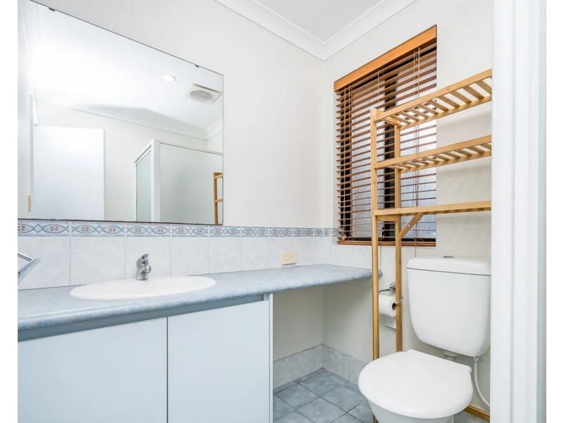 82 Pinegrove Drive, Ellenbrook WA 6069