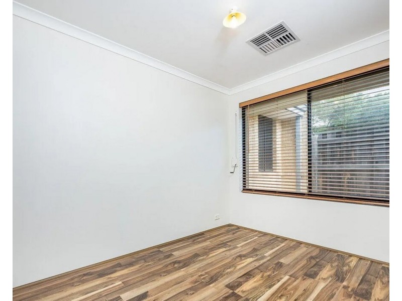 82 Pinegrove Drive, Ellenbrook WA 6069
