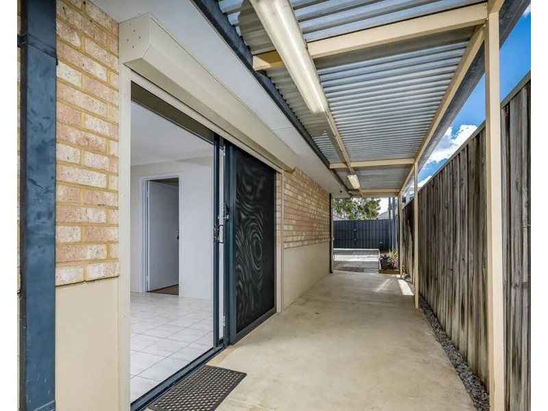 82 Pinegrove Drive, Ellenbrook WA 6069