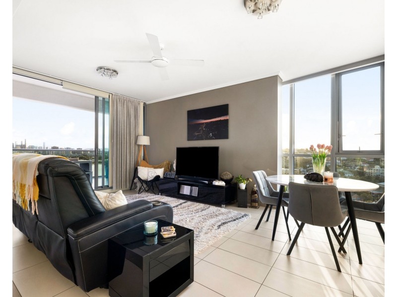31512/2 Harbour Road, Hamilton QLD 4007