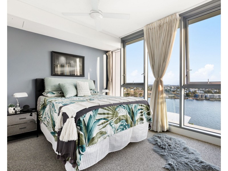 31512/2 Harbour Road, Hamilton QLD 4007