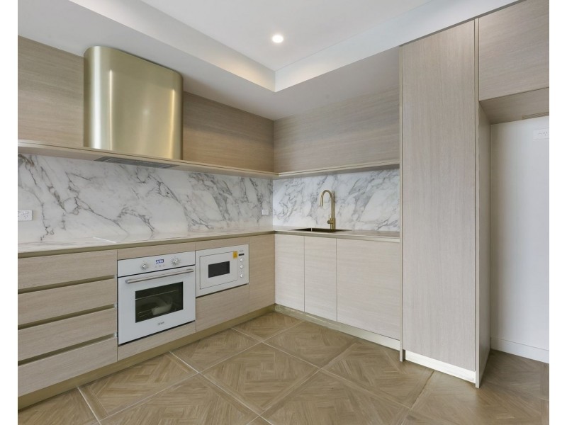 805/24 Queen Street, Southport QLD 4215