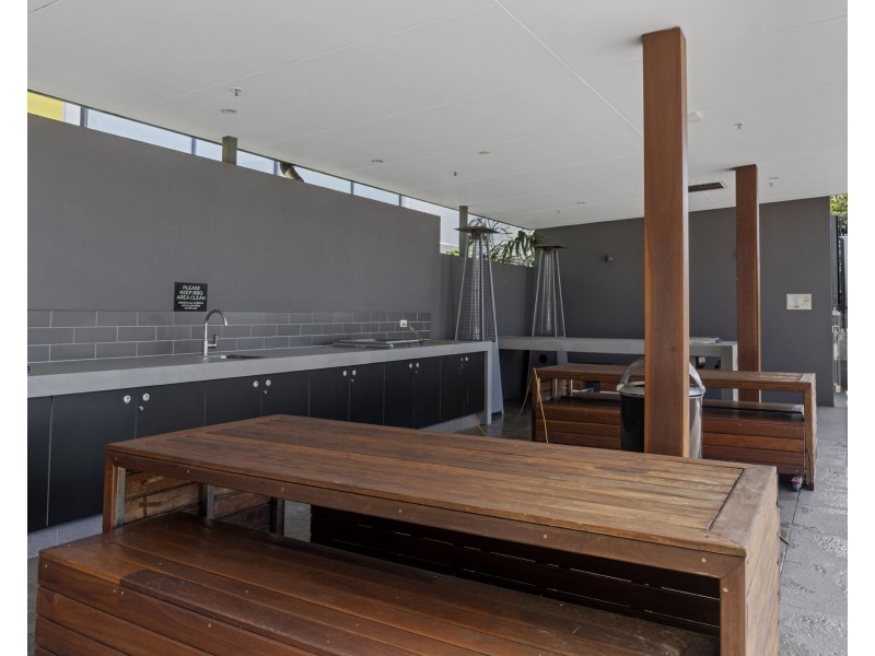 1306/35 Hercules Street, Hamilton QLD 4007