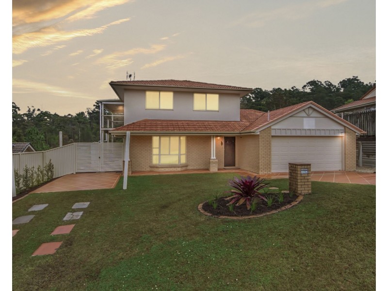 14 Pago Terrace, Pacific Pines QLD 4211