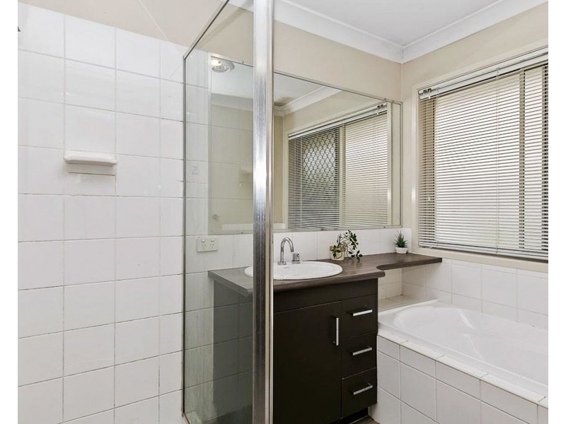 12 Strowe Place, Bracken Ridge QLD 4017