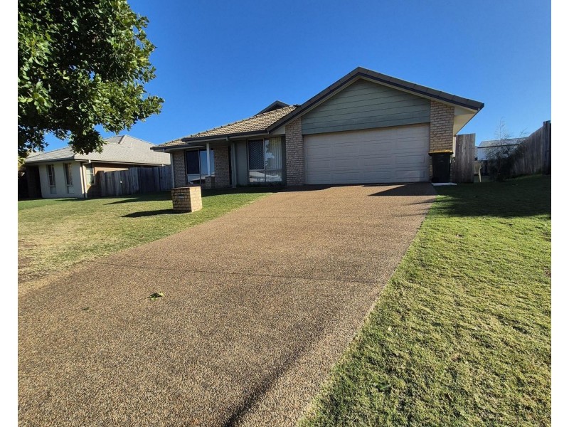 12 Zac Street, Kalkie QLD 4670