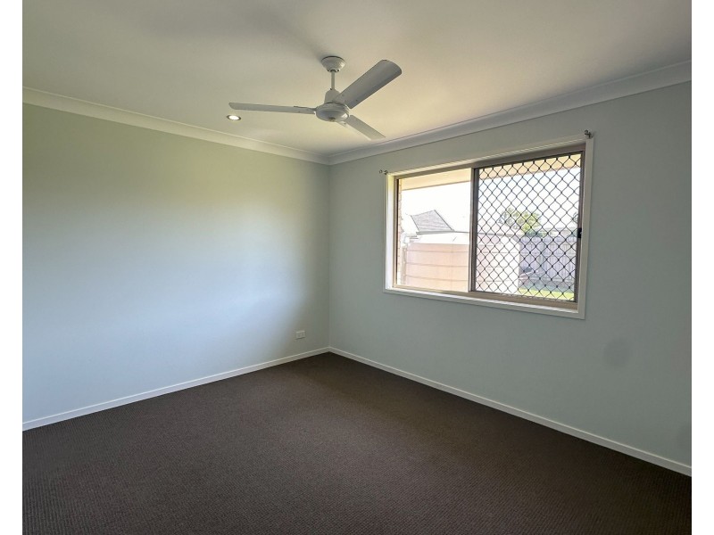 12 Zac Street, Kalkie QLD 4670