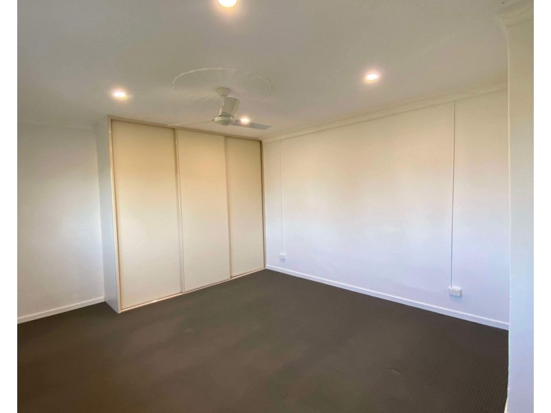 9 High Street, Walkervale QLD 4670