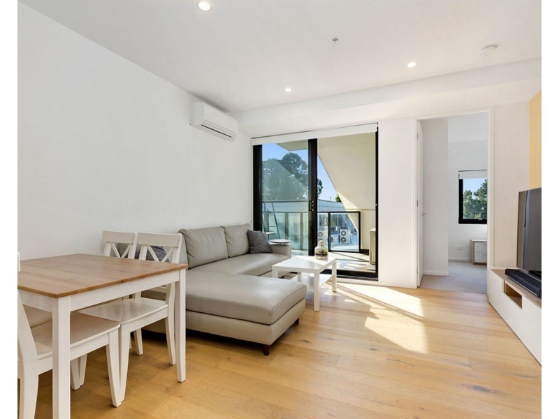 211/21 Queen Street, Blackburn VIC 3130
