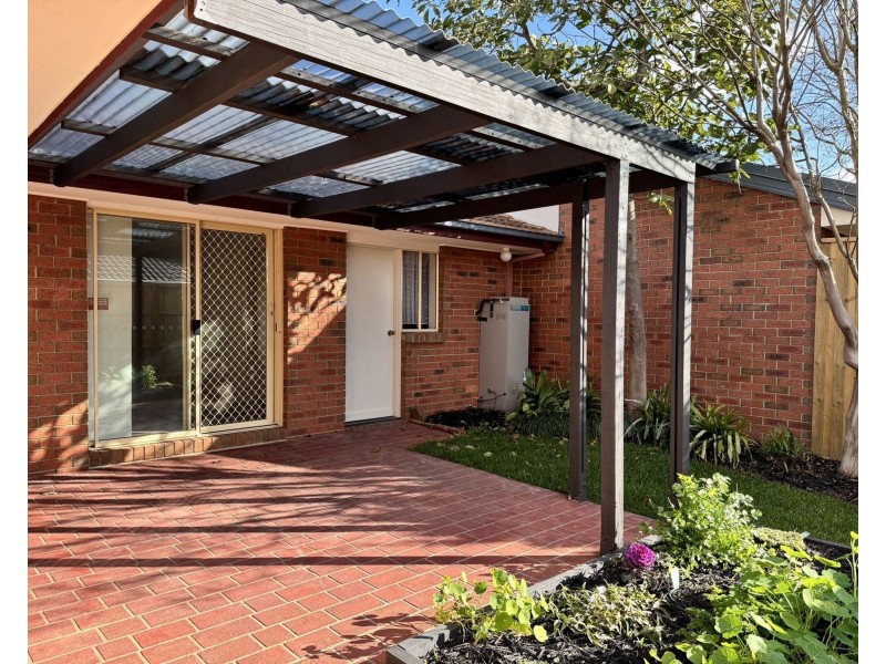 19 Heathcote Drive, Forest Hill VIC 3131