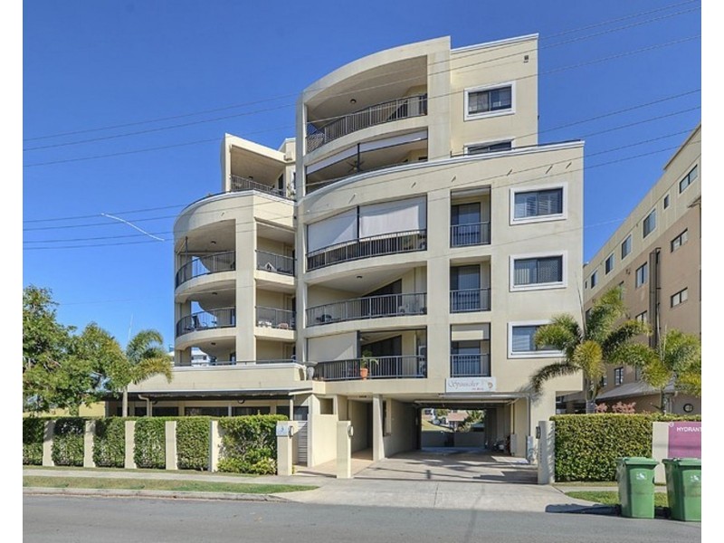 4/3 Rock Street, Scarborough QLD 4020