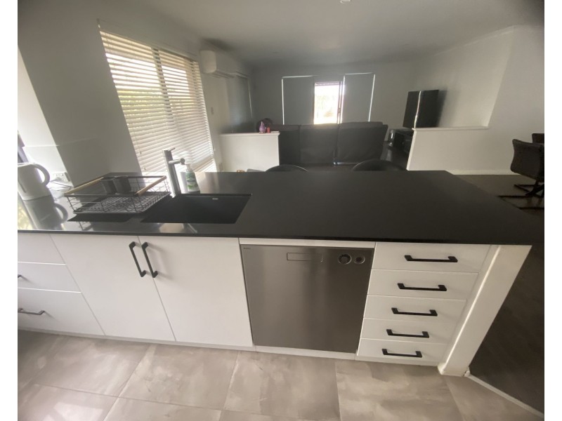 20 Tyneside Loop, Meadow Springs WA 6210