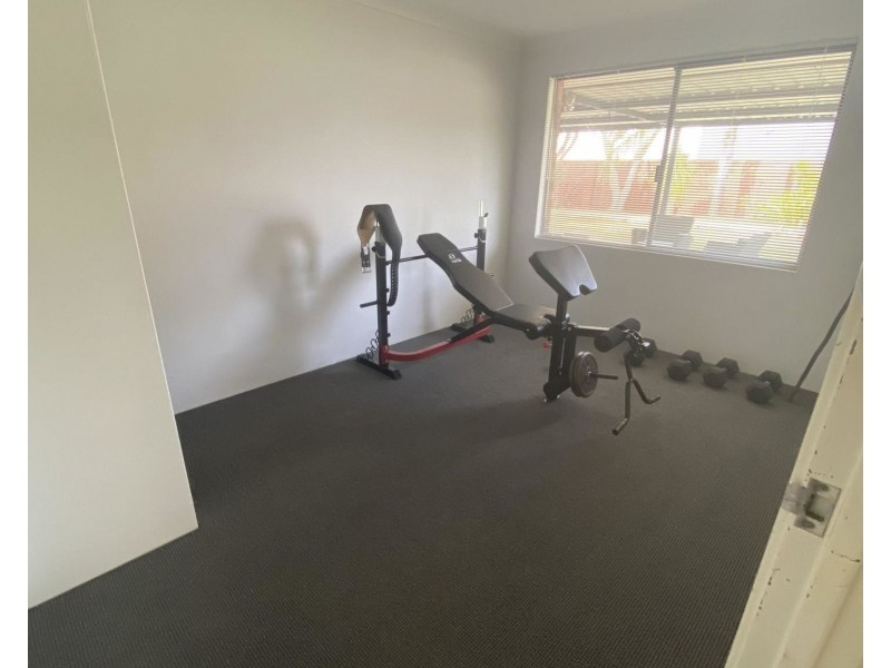 20 Tyneside Loop, Meadow Springs WA 6210