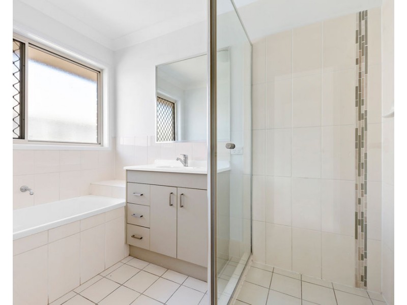 6 Goolwa Court, Pimpama QLD 4209