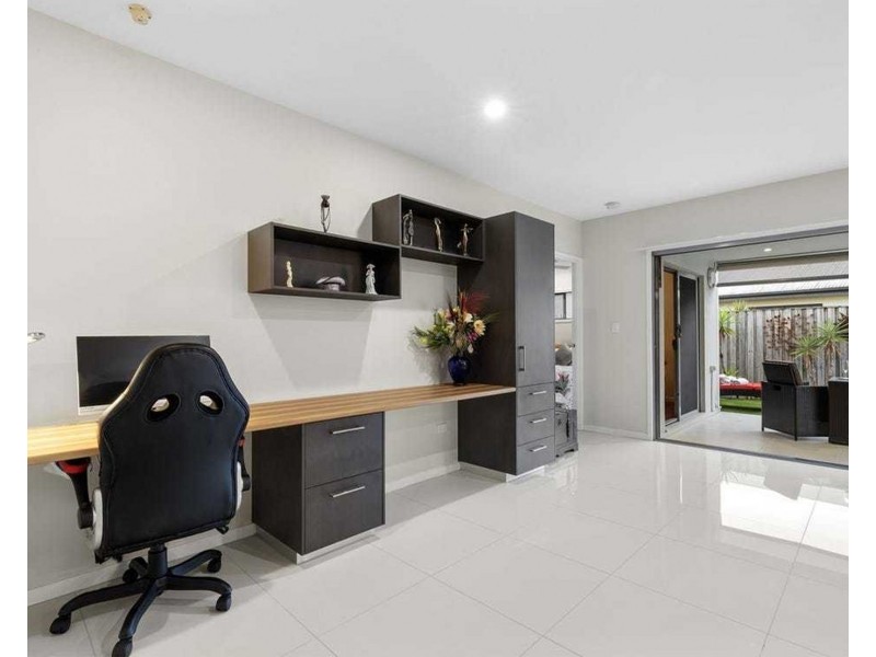3 Bells Esplanade, Pelican Waters QLD 4551