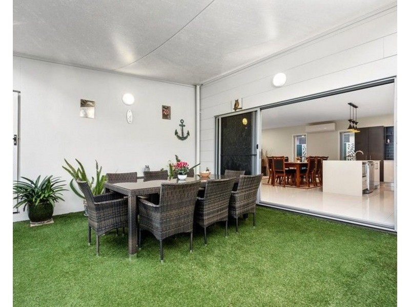 3 Bells Esplanade, Pelican Waters QLD 4551