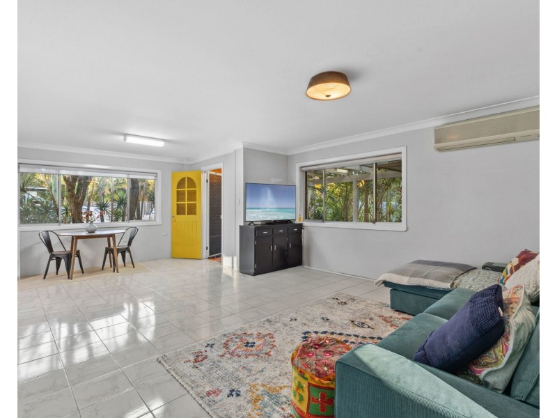 1 Devon Court, Coolum Beach QLD 4573