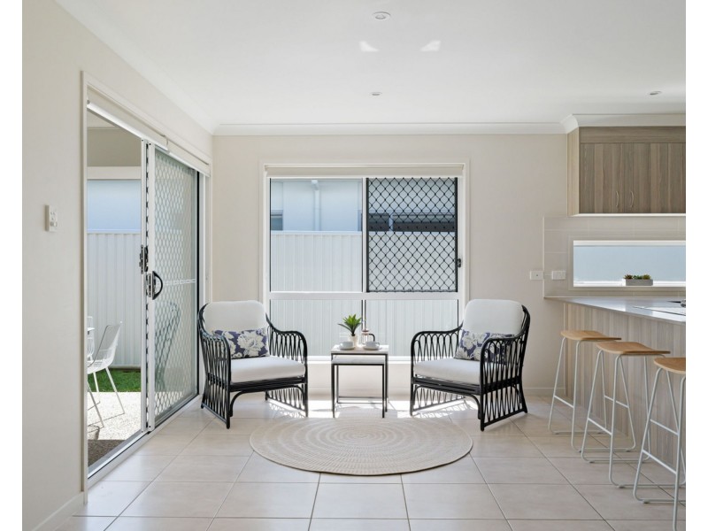 5 Forster Place, Pelican Waters QLD 4551