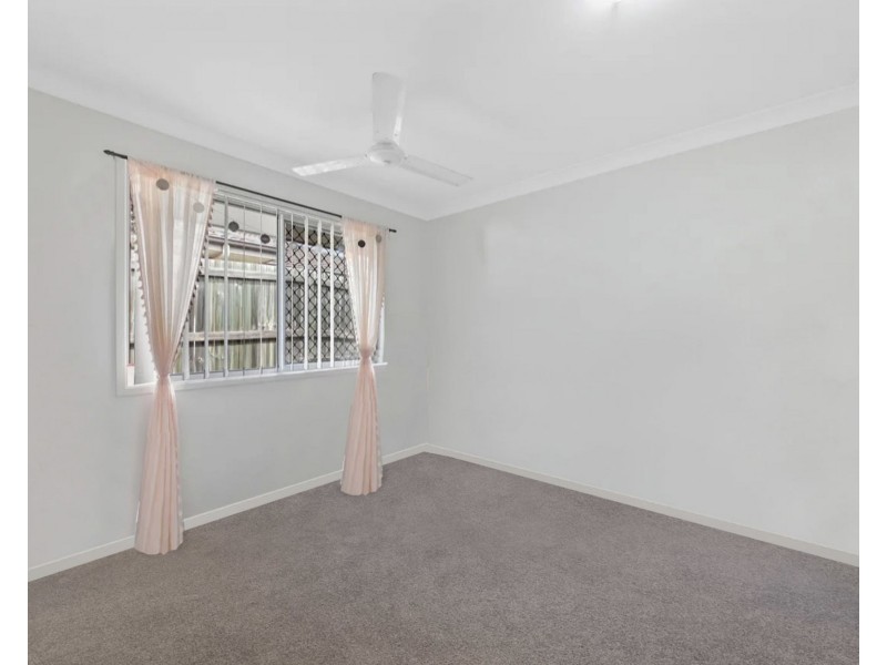 16 Peregrine Drive, Lowood QLD 4311