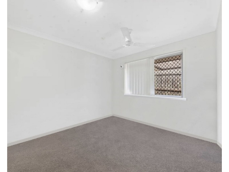 16 Peregrine Drive, Lowood QLD 4311