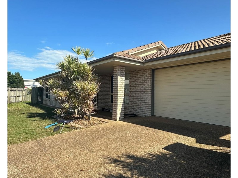 5 Wearing Road, Bargara QLD 4670