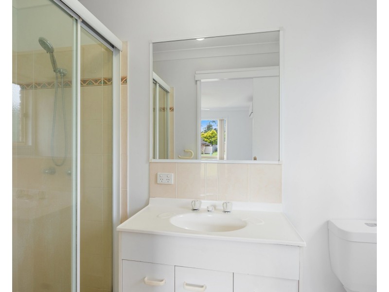 18 Mistletoe Court, Camira QLD 4300