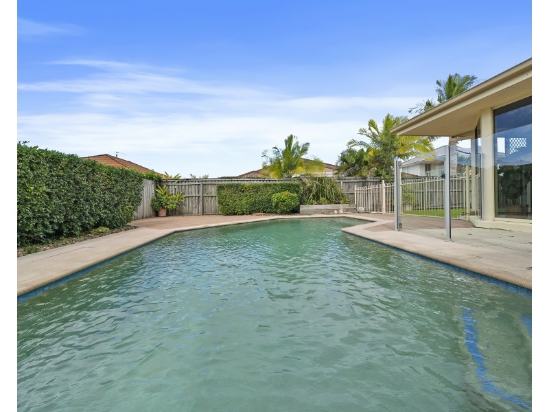 26 Firefly Street, Pelican Waters QLD 4551