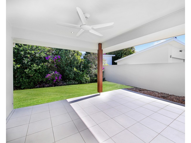 11 Foreshore Court, Dicky Beach QLD 4551