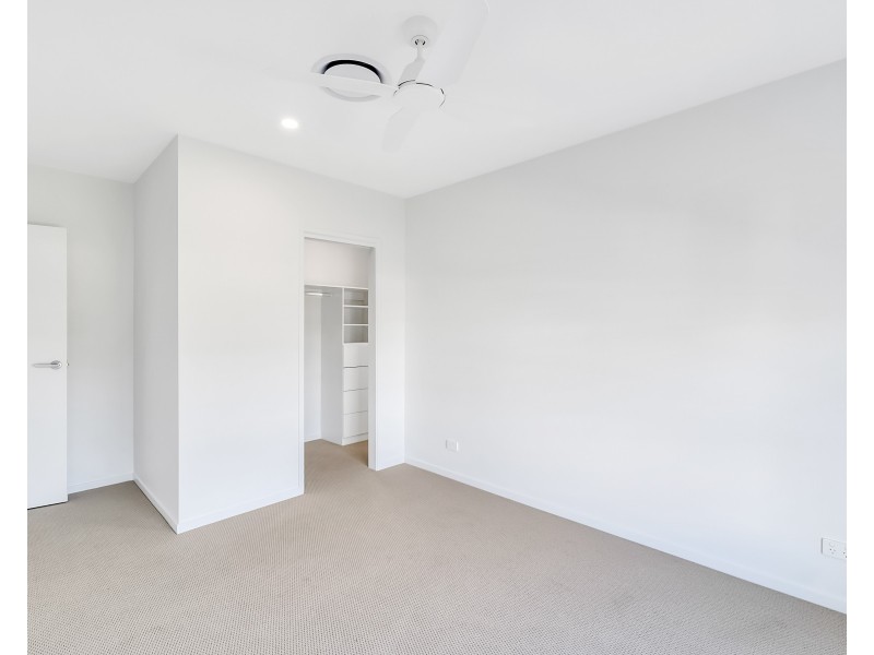 51 South Diamond Drive, Pelican Waters QLD 4551