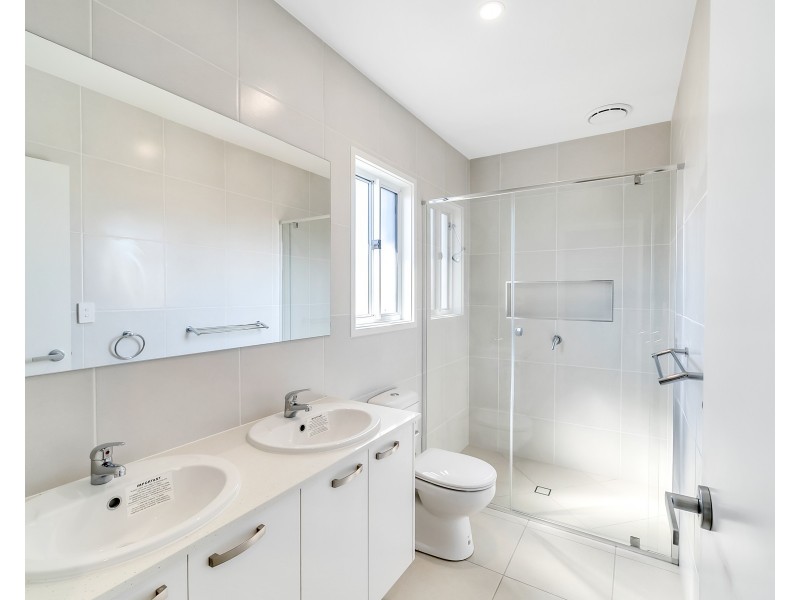 51 South Diamond Drive, Pelican Waters QLD 4551