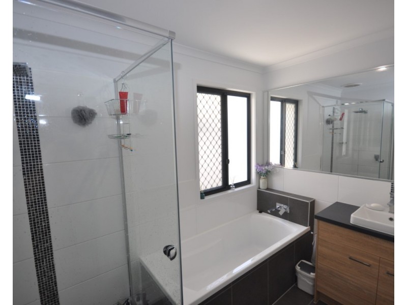 7 Prime Parade, Birtinya QLD 4575