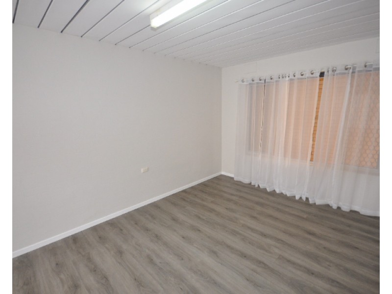 2/1 Warne Terrace, Kings Beach QLD 4551