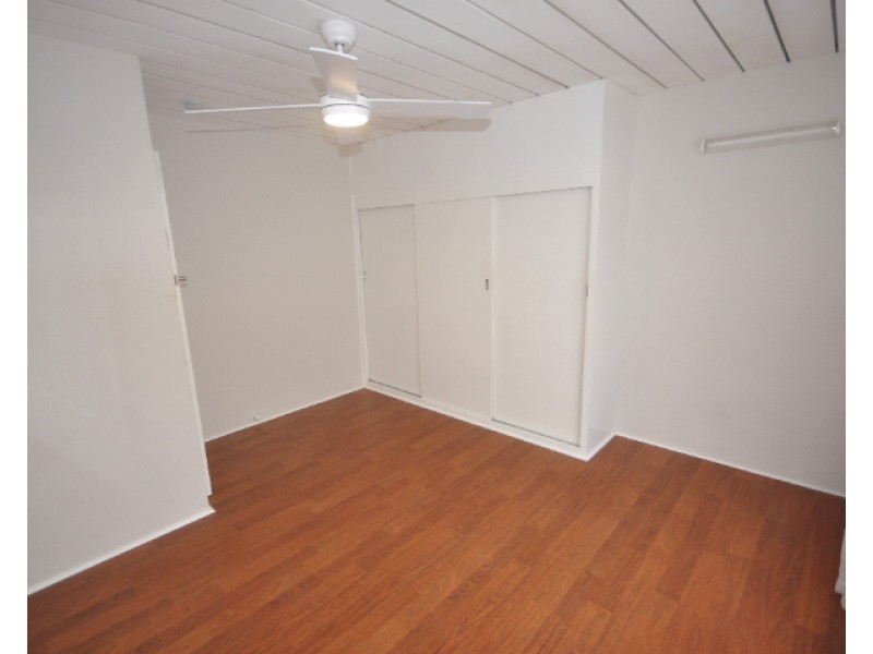 2/1 Warne Terrace, Kings Beach QLD 4551