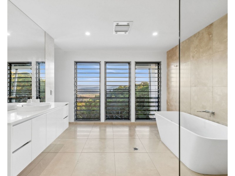 222 Ocean Vista Drive, Maroochy River QLD 4561