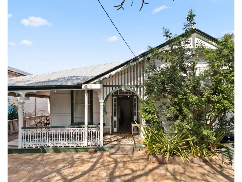 120 Stanley Terrace, Taringa QLD 4068