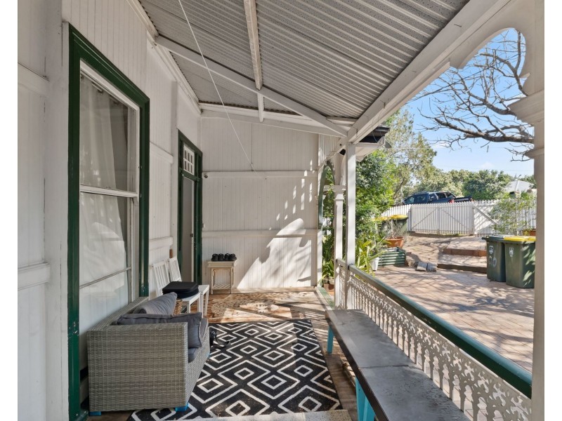 120 Stanley Terrace, Taringa QLD 4068