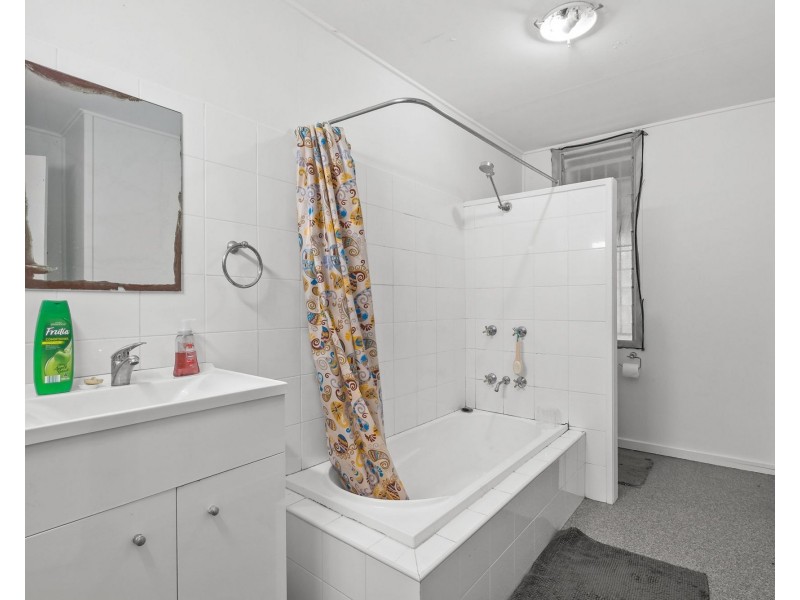 120 Stanley Terrace, Taringa QLD 4068