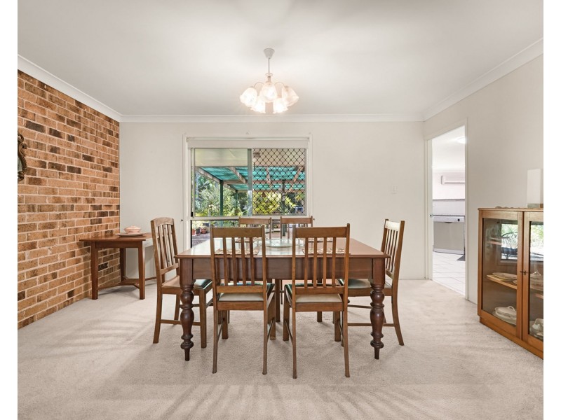 10 Blaney Street, Beachmere QLD 4510
