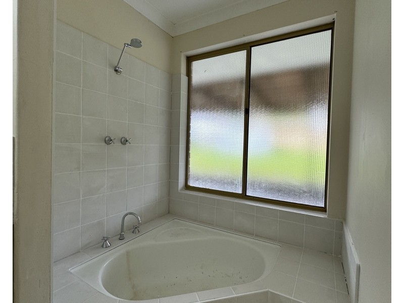 72 Murchison Road, Gosnells WA 6110