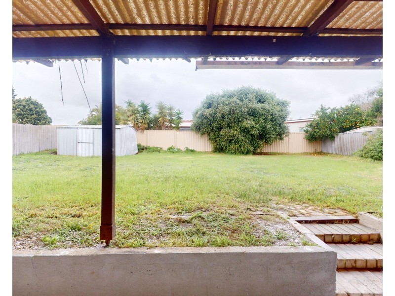 72 Murchison Road, Gosnells WA 6110