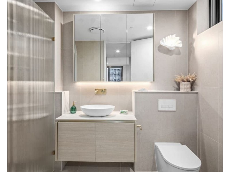 201/24 Queen Street, Southport QLD 4215