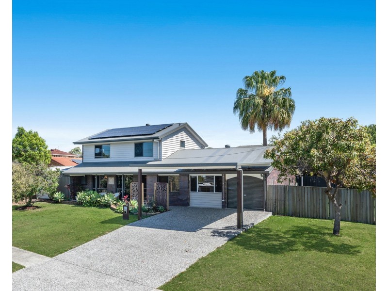 33 Gateway Street, Wynnum West QLD 4178