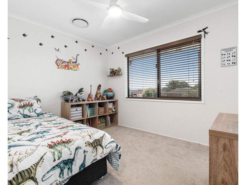 33 Gateway Street, Wynnum West QLD 4178