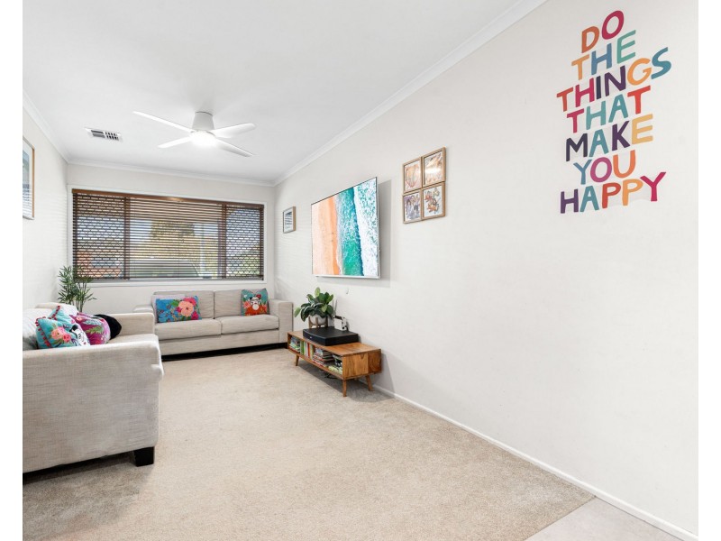33 Gateway Street, Wynnum West QLD 4178