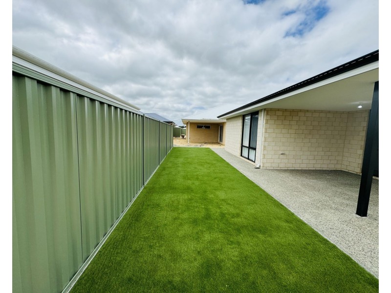 7 Softsun Way, Henley Brook WA 6055